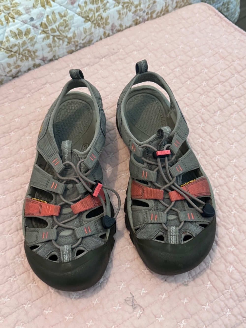 Keen Gray with Pink Trim Sandals Size 9